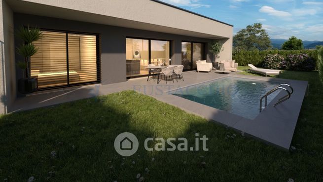 Villetta a schiera in residenziale in Via Gabriele D'Annunzio