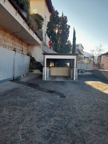 Garage/posto auto in residenziale in Via di Pietrastretta 97