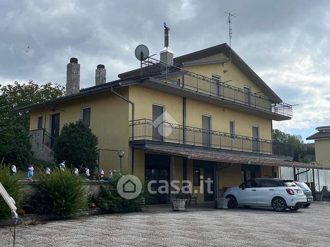 Villa in residenziale in 