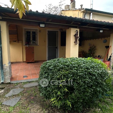 Villa in residenziale in Via delle Acacie 55049