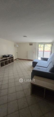 Appartamento in residenziale in Via Tommaso Sanseverino