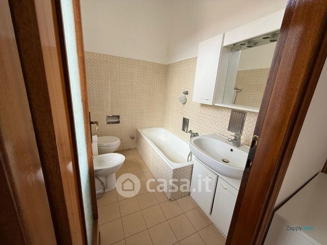 Appartamento in residenziale in Via Roletto