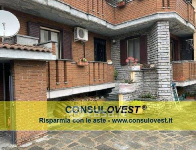 Appartamento in residenziale in Via Madonnina 6