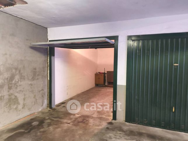 Box/posto auto in residenziale in Via Plava 27