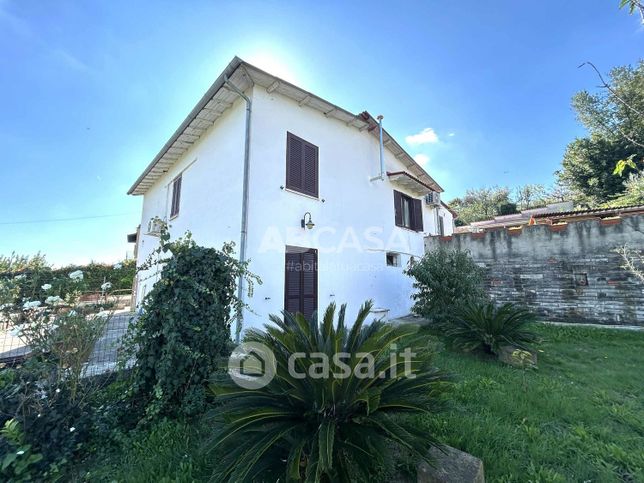 Casa indipendente in residenziale in Via del Marco Finlandese