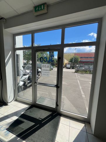 Capannone in commerciale in Via Bruno Buozzi