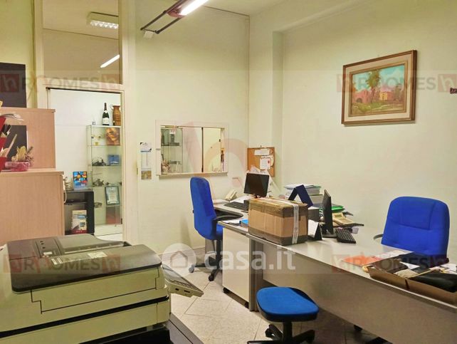 Ufficio in commerciale in Via dell'Aeroporto