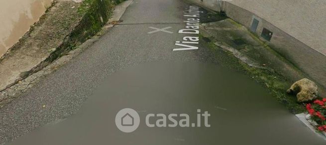 Terreno agricolo in commerciale in Via Dante Alighieri