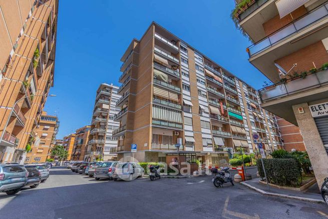 Appartamento in residenziale in Via Carlo Tenca