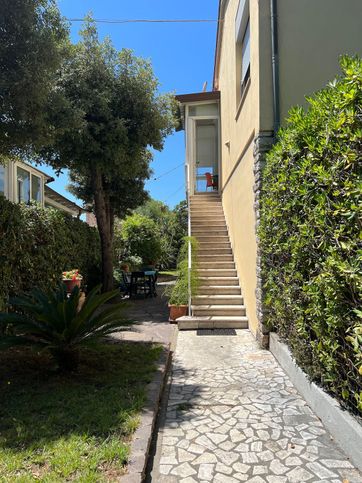 Appartamento in residenziale in Via dei Salici