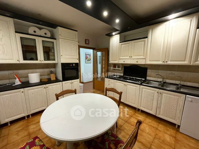 Appartamento in residenziale in Via Sbarre Centrali