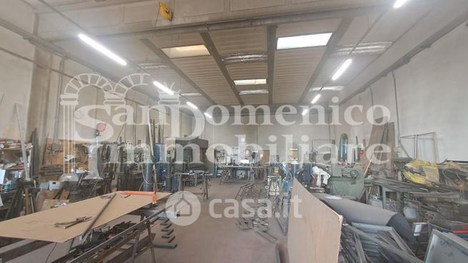 Capannone in commerciale in Via Aldo Moro 56010