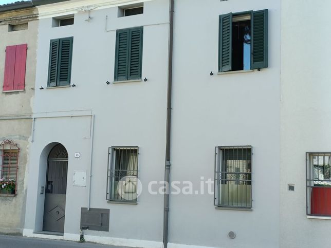 Appartamento in residenziale in Via Fossa 96