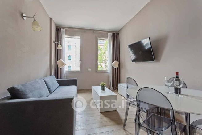 Appartamento in residenziale in Viale Cadorna 15
