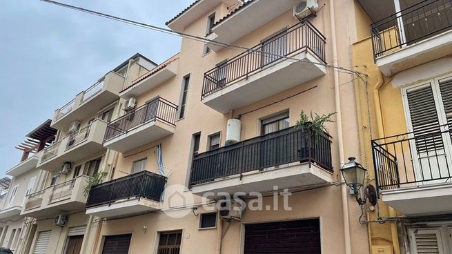 Appartamento in residenziale in Via D. Morello 22