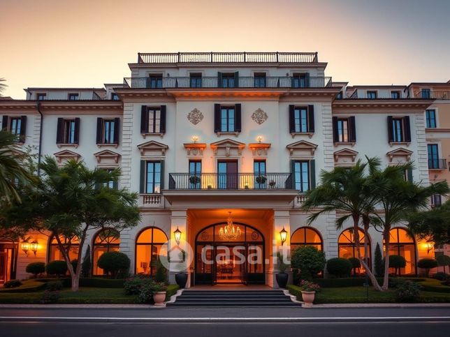 Attivitã /licenza (con o senza mura) in commerciale in Piazza della Repubblica