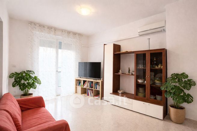 Appartamento in residenziale in Salita Santa Lucia 13