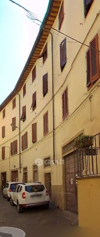 Appartamento in residenziale in Via Rosellini 12
