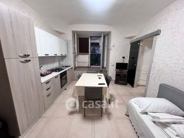 Appartamento in residenziale in Via Laura Mancini Oliva