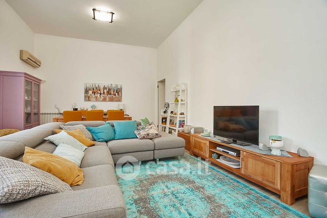 Appartamento in residenziale in Via Ignazio Lampiasi 16