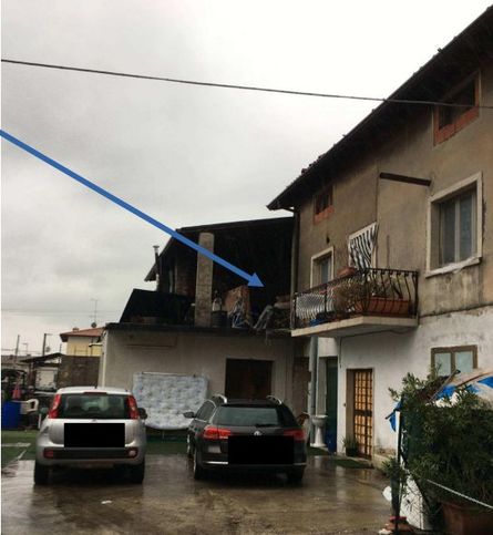 Casa indipendente in residenziale in Via Bussago 34