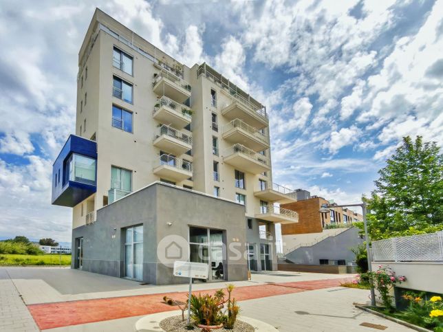 Appartamento in residenziale in Via Fangarielli