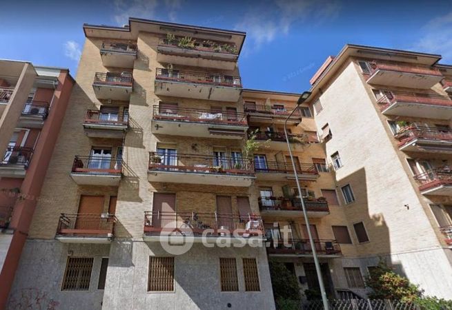 Appartamento in residenziale in Via Palmi 18