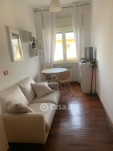 Appartamento in residenziale in Via de Bonis Giovanni Generale 81