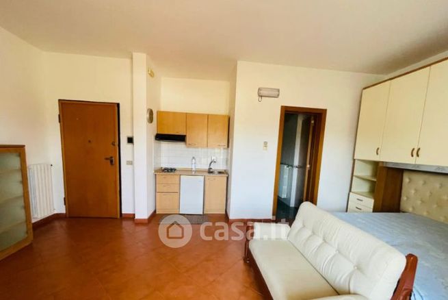 Appartamento in residenziale in Via Francesco D'Onofrio