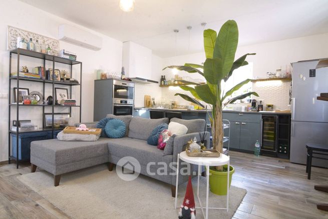 Casa indipendente in residenziale in Via del Mattonato 14