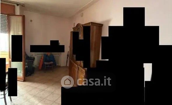 Appartamento in residenziale in Via E. Curiel 74