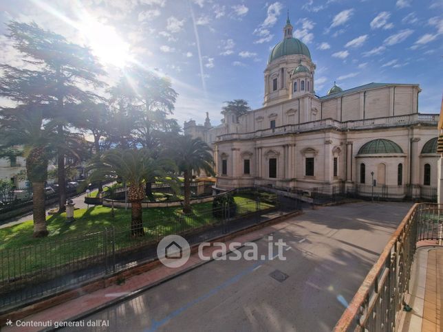 Appartamento in residenziale in Via Albenzio de Fusco 6