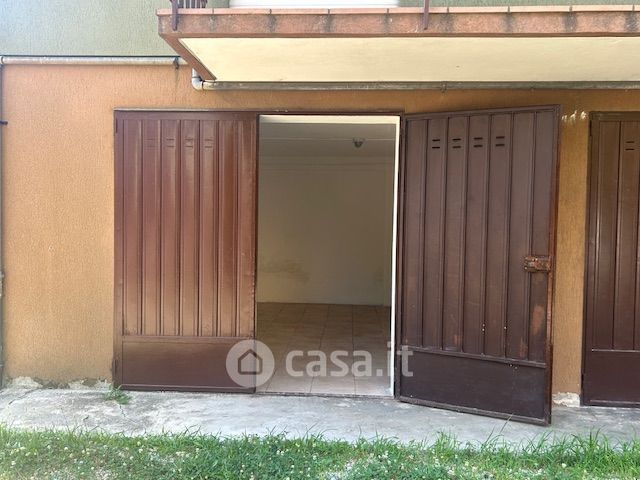Box/posto auto in residenziale in Via Piemonte