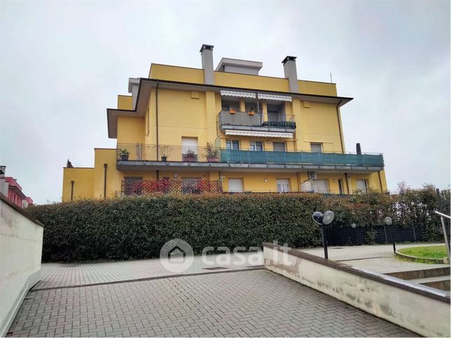 Appartamento in residenziale in Via Giuseppe Di Vittorio 10