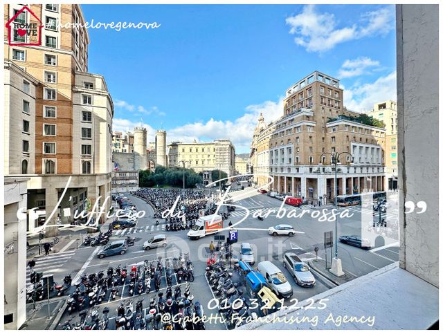 Ufficio in commerciale in Piazza Dante