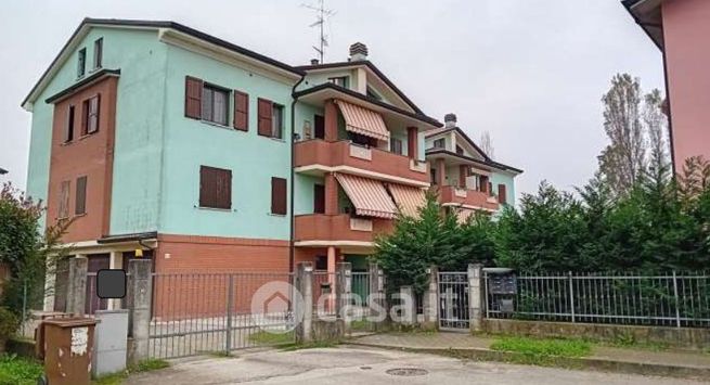 Appartamento in residenziale in Via Luigi Tenco 10