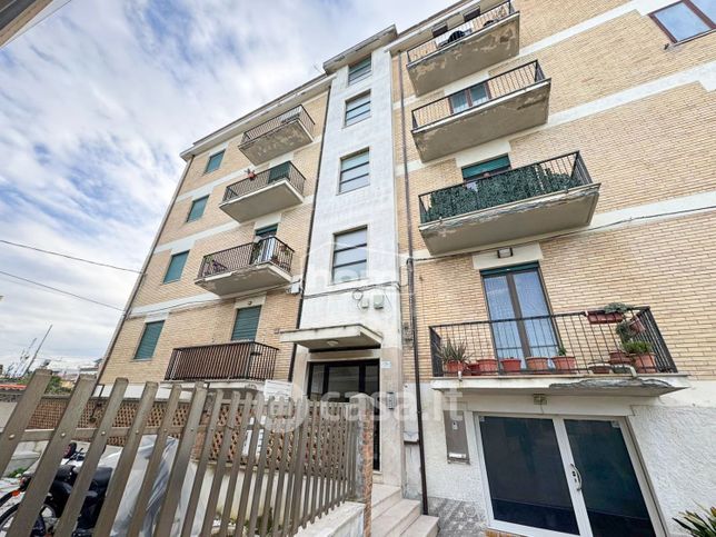 Appartamento in residenziale in Via Barbella 38