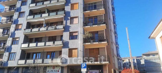Appartamento in residenziale in Corso Francia 100