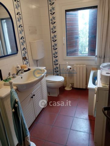 Villa in residenziale in 
