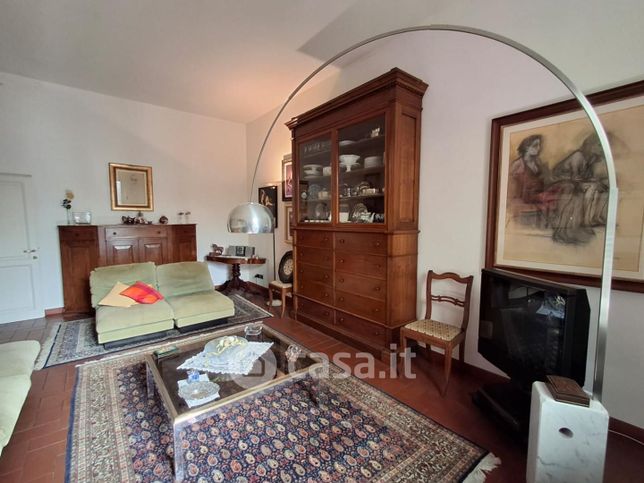 Villetta a schiera in residenziale in Via Mario Fabiani
