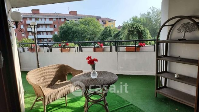 Appartamento in residenziale in Via Raimondo Franchetti 6