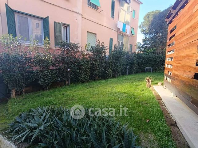 Appartamento in residenziale in Via Arcevia 15