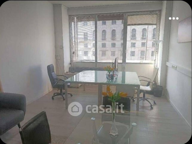 Ufficio in commerciale in Borgo Pila