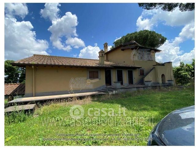 Villa in residenziale in Via della Cavona 2