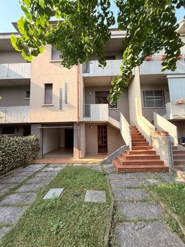 Villetta a schiera in residenziale in