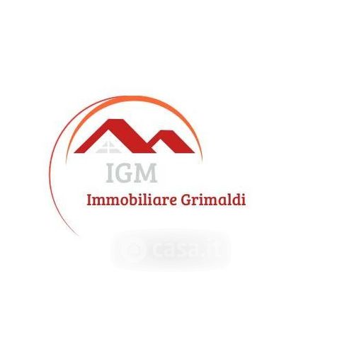 Attivitã /licenza (con o senza mura) in commerciale in 