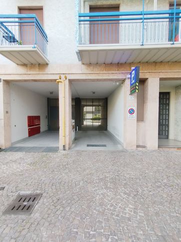 Garage/posto auto in residenziale in Piazza Antonio Gramsci 4 a