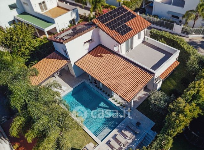 Casa indipendente in residenziale in Via Castelforte 96 /a