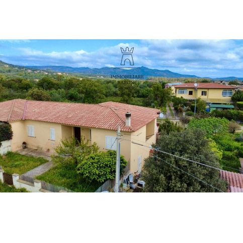 Appartamento in residenziale in Via Lu Stazzu di Mezzu