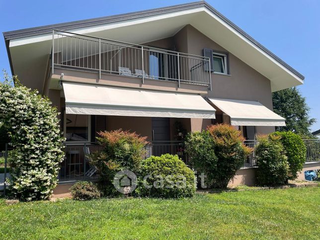 Casa indipendente in residenziale in Via Musinè 9